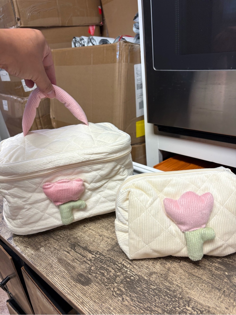 Cream Quilted Cosmetic Bag Set with Pink Tulip Accent